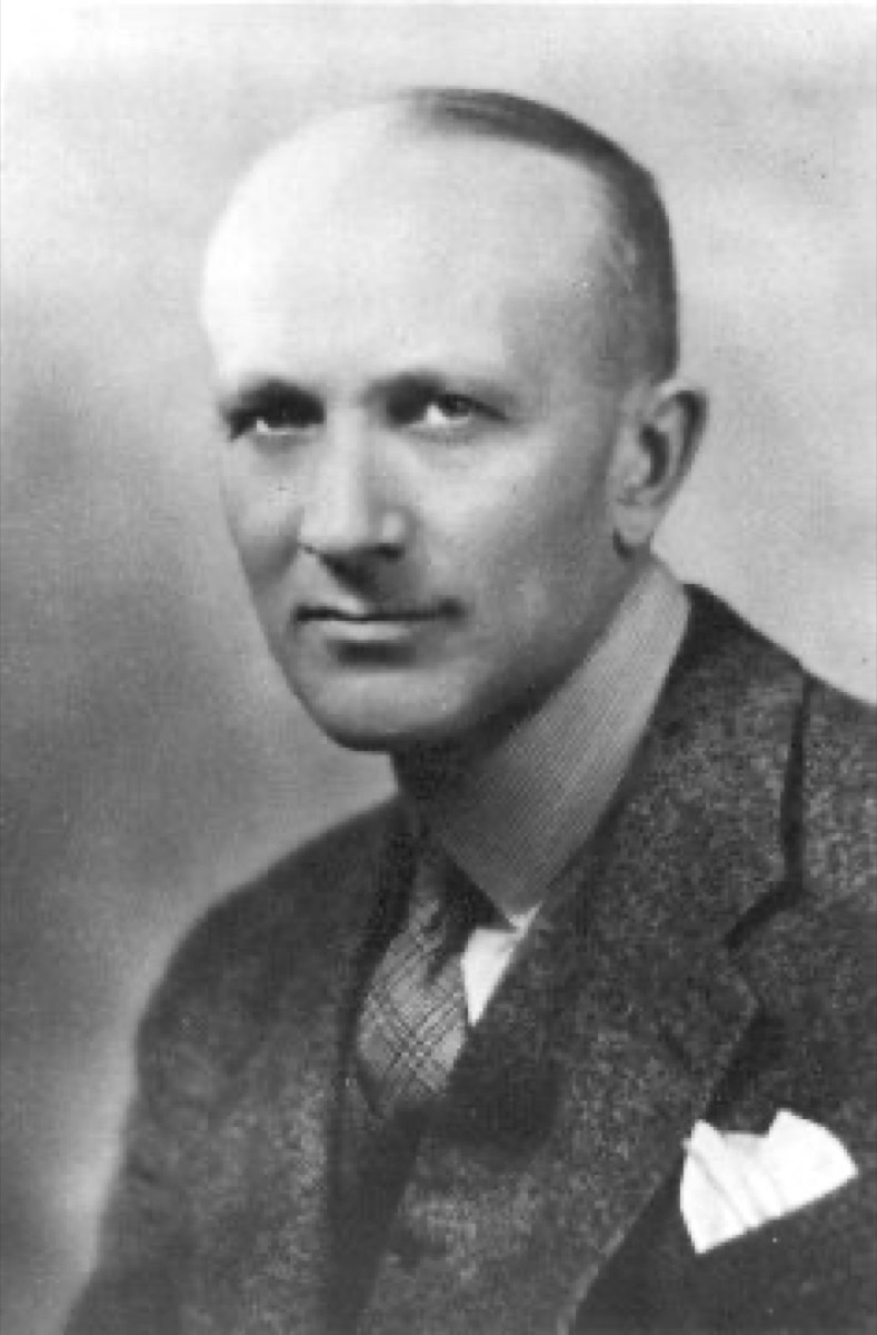 モントリオール神経学研究所でのワイルダー・ペンフィールド（Wilder Penfield）、1934年
